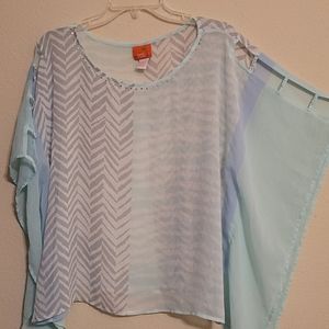 Great flowy summer top 💥 2 for $15